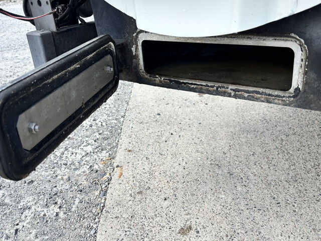 いすゞエルフパッカー車（塵芥車）小型（2t・3t）[写真11]