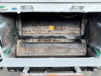 いすゞエルフパッカー車（塵芥車）小型（2t・3t）[写真14]