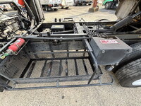 いすゞエルフパッカー車（塵芥車）小型（2t・3t）[写真24]