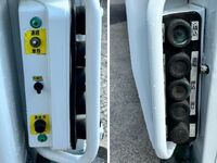 いすゞエルフパッカー車（塵芥車）小型（2t・3t）[写真10]