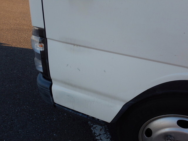 いすゞエルフ高所作業車小型（2t・3t）[写真25]