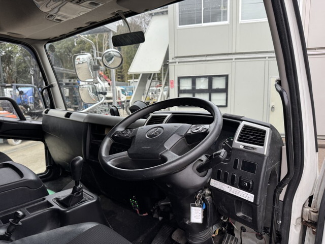 三菱ふそうファイタークレーン4段増トン（6t・8t）[写真20]