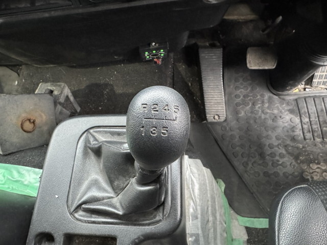 三菱ふそうファイタークレーン4段増トン（6t・8t）[写真25]