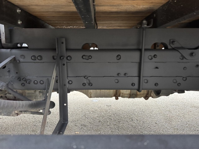 三菱ふそうファイタークレーン4段増トン（6t・8t）[写真33]