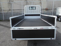 トヨタトヨエース平ボディ小型（2t・3t）[写真13]