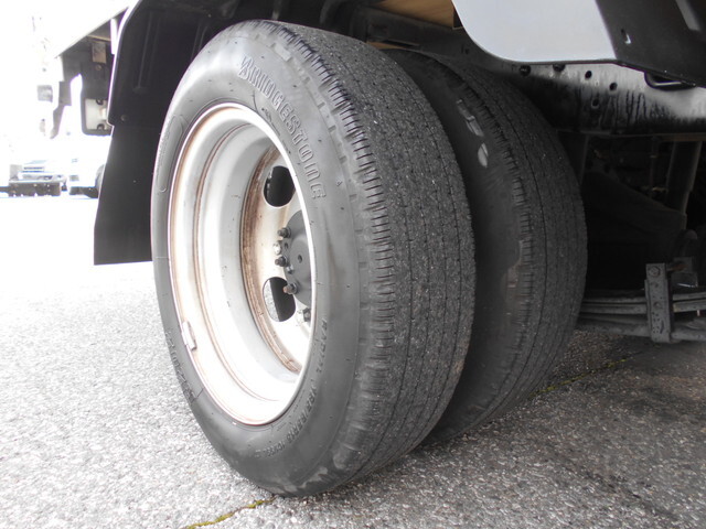 トヨタトヨエース平ボディ小型（2t・3t）[写真23]