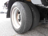 トヨタトヨエース平ボディ小型（2t・3t）[写真24]