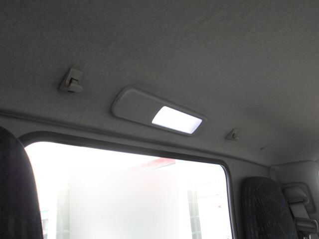 トヨタトヨエース平ボディ小型（2t・3t）[写真36]