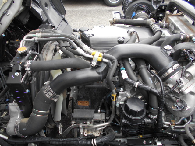 いすゞフォワードコンテナ専用車中型（4t）[写真15]