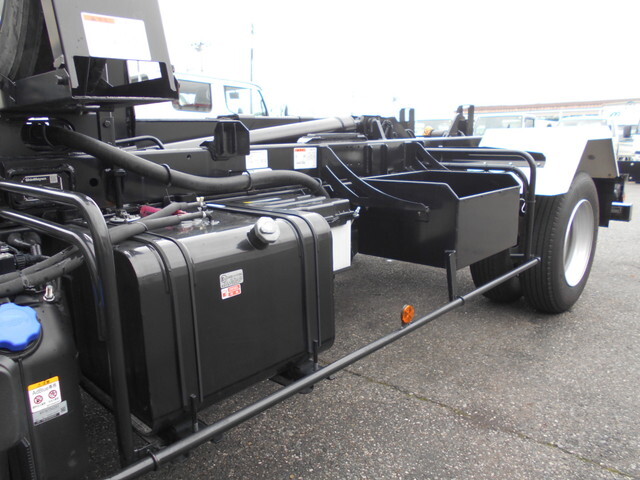 いすゞフォワードコンテナ専用車中型（4t）[写真17]