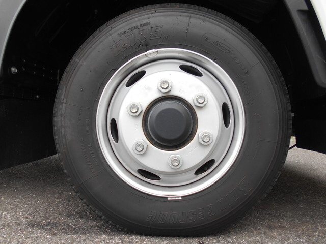 いすゞフォワードコンテナ専用車中型（4t）[写真21]