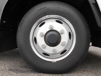 いすゞフォワードコンテナ専用車中型（4t）[写真22]