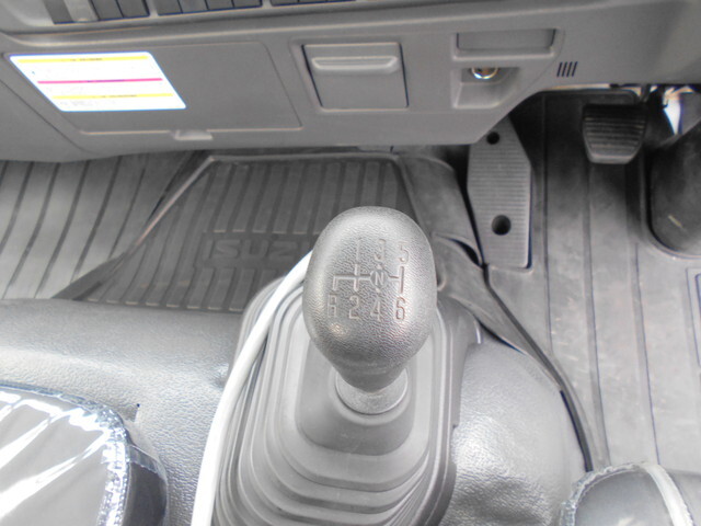 いすゞフォワードコンテナ専用車中型（4t）[写真26]