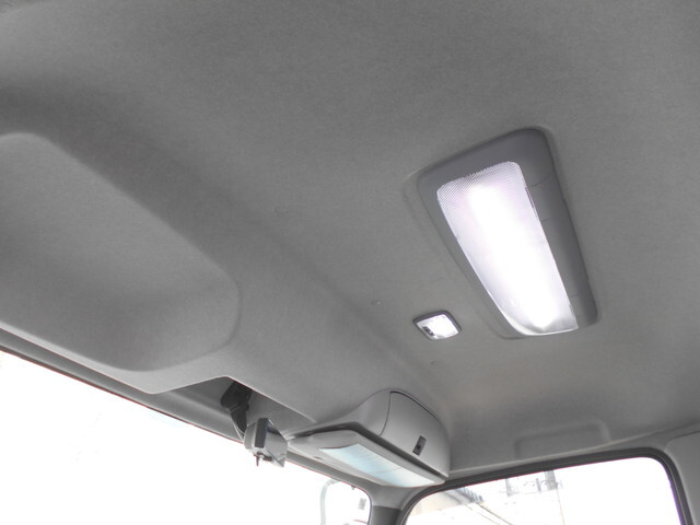 いすゞフォワードコンテナ専用車中型（4t）[写真40]