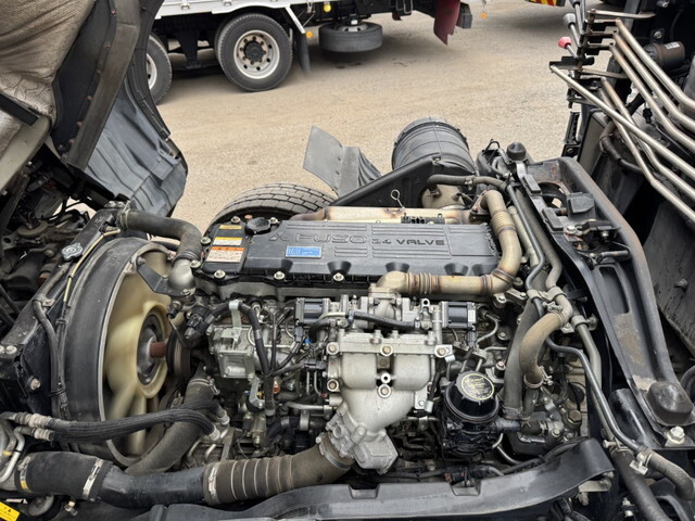 三菱ふそうファイタークレーン4段増トン（6t・8t）[写真23]