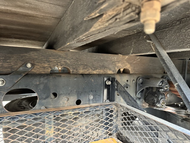 三菱ふそうファイタークレーン4段増トン（6t・8t）[写真33]