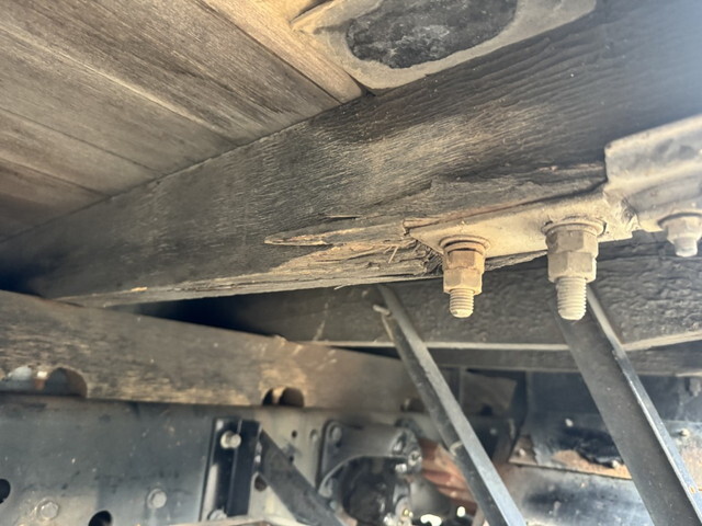 三菱ふそうファイタークレーン4段増トン（6t・8t）[写真34]