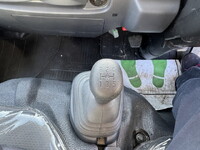 いすゞエルフダンプ小型（2t・3t）[写真11]