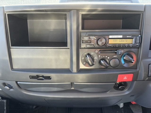 いすゞエルフダンプ小型（2t・3t）[写真14]