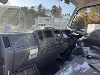 いすゞエルフダンプ小型（2t・3t）[写真17]