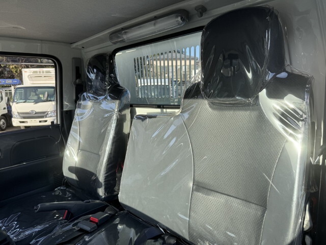 いすゞエルフダンプ小型（2t・3t）[写真17]