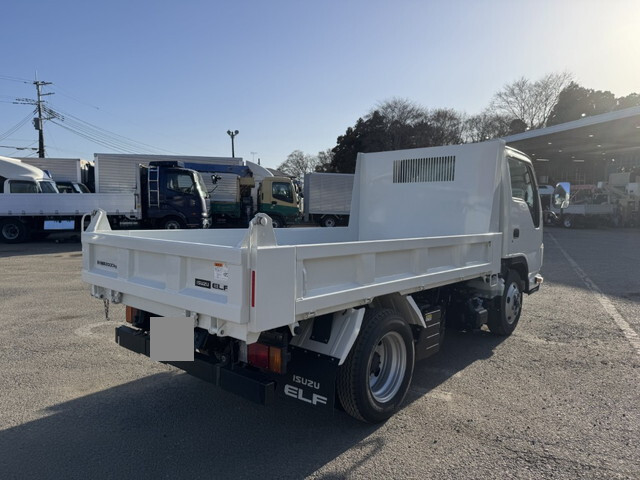 いすゞエルフダンプ小型（2t・3t）[写真02]