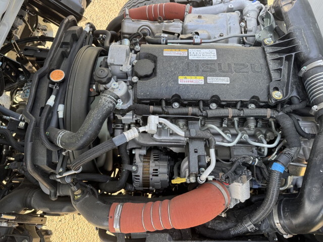 いすゞエルフダンプ小型（2t・3t）[写真36]