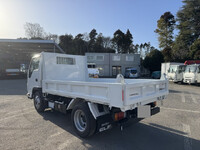 いすゞエルフダンプ小型（2t・3t）[写真05]