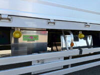 三菱ふそうスーパーグレートアルミウイング大型（10t）[写真15]