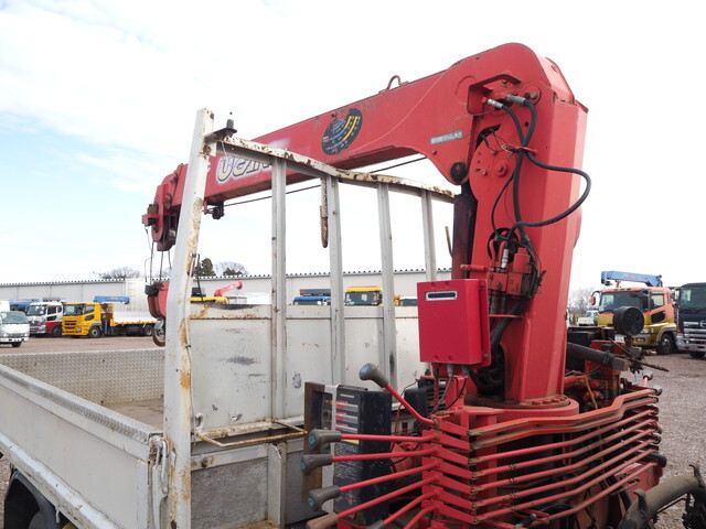 三菱ふそうキャンタークレーン3段小型（2t・3t）[写真17]