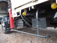 三菱ふそうキャンタークレーン3段小型（2t・3t）[写真25]