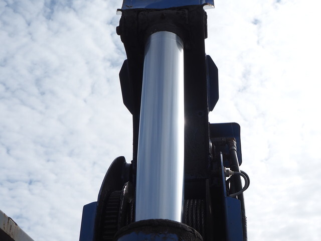 日野レンジャーセルフクレーン3段中型（4t）[写真14]