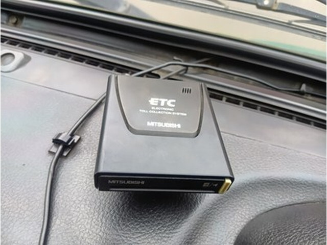 日野プロフィア平ボディ大型（10t）[写真24]