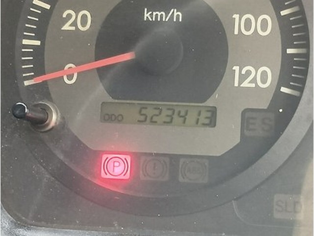 日野プロフィア平ボディ大型（10t）[写真27]