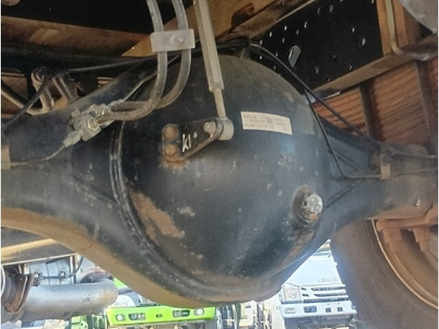 三菱ふそうファイタークレーン4段中型（4t）[写真12]