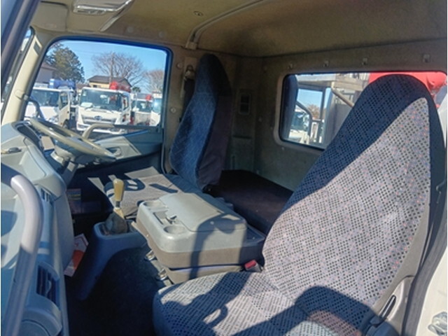 三菱ふそうファイタークレーン4段中型（4t）[写真23]