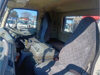 三菱ふそうファイタークレーン4段中型（4t）[写真24]