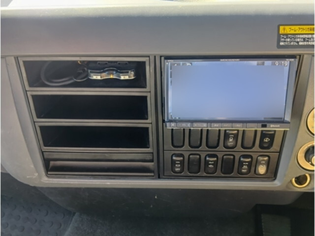 三菱ふそうファイタークレーン4段中型（4t）[写真26]