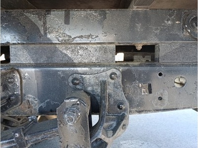 いすゞエルフクレーン4段小型（2t・3t）[写真15]