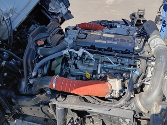 いすゞエルフクレーン4段小型（2t・3t）[写真20]