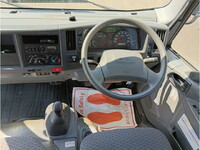 いすゞエルフクレーン4段小型（2t・3t）[写真28]