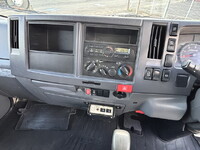 いすゞエルフボトルバン小型（2t・3t）[写真35]