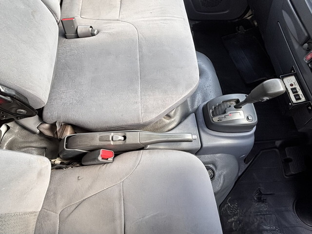 いすゞエルフボトルバン小型（2t・3t）[写真35]