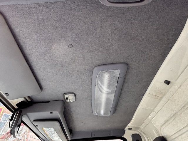 いすゞエルフボトルバン小型（2t・3t）[写真40]