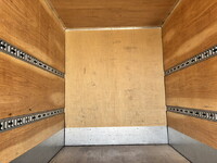 三菱ふそうキャンターアルミバン小型（2t・3t）[写真11]