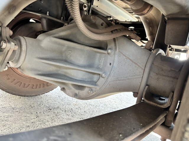 三菱ふそうキャンターアルミバン小型（2t・3t）[写真19]