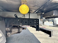 三菱ふそうキャンターアルミバン小型（2t・3t）[写真21]