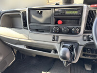 三菱ふそうキャンターアルミバン小型（2t・3t）[写真37]