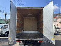 三菱ふそうキャンターアルミバン小型（2t・3t）[写真08]