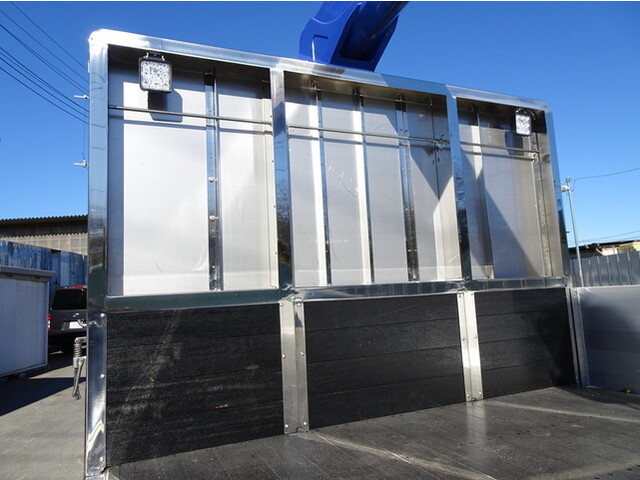 三菱ふそうファイタークレーン4段増トン（6t・8t）[写真11]